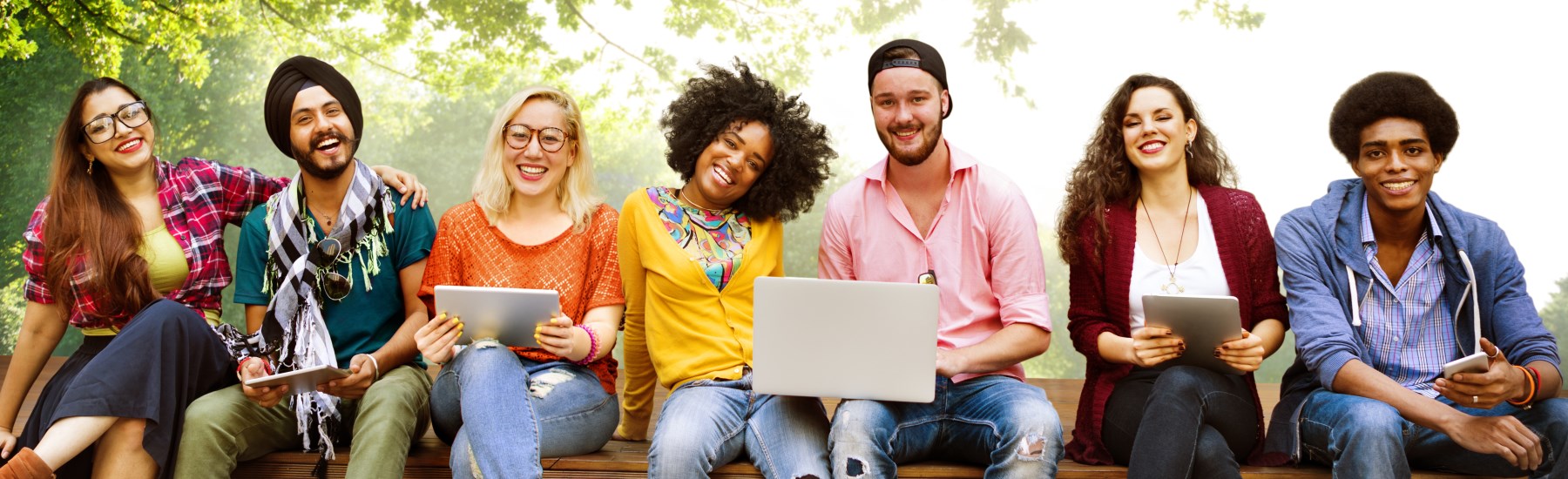 Group of students hanging out