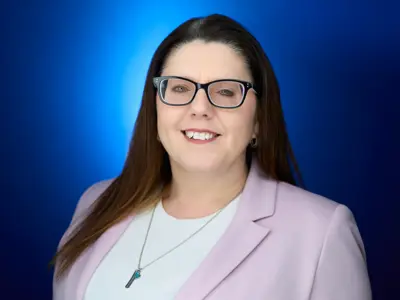 A headshot of Terri Turner